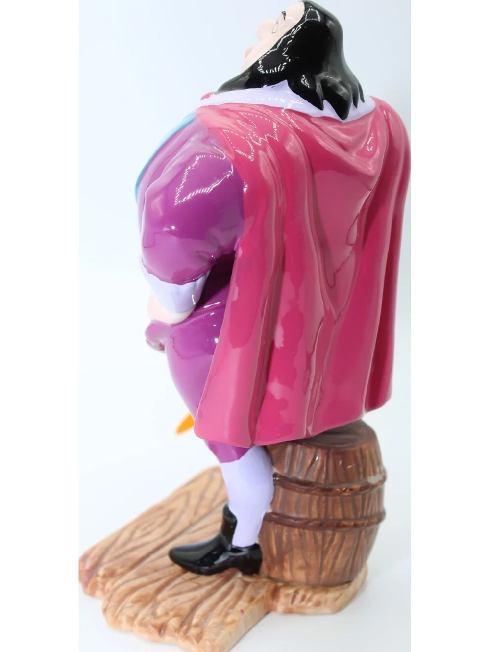 NWT VTG Disney Pocahontas Villain Governor John Ratcliffe Porcelain Figurine 8